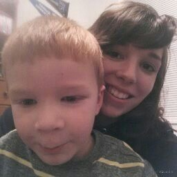 Meet your Posher, Sarah - Picture 1 of 1